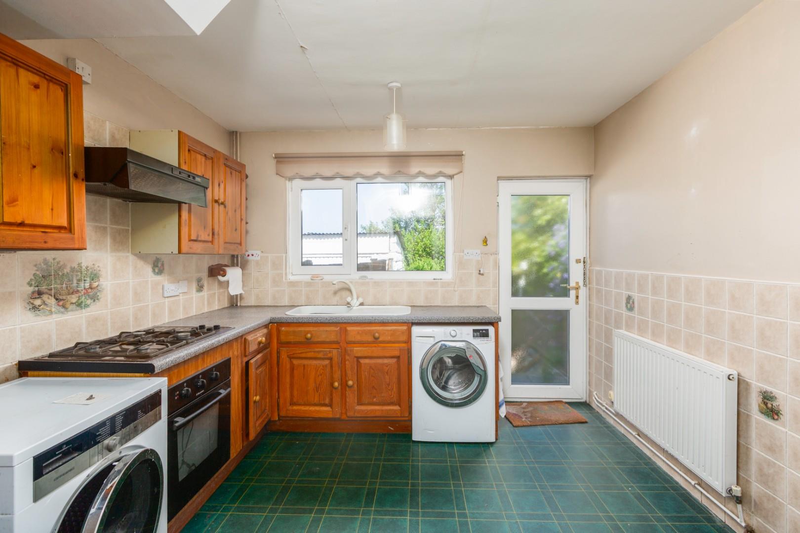 Overland Close, Mumbles, Swansea, SA3 4LR